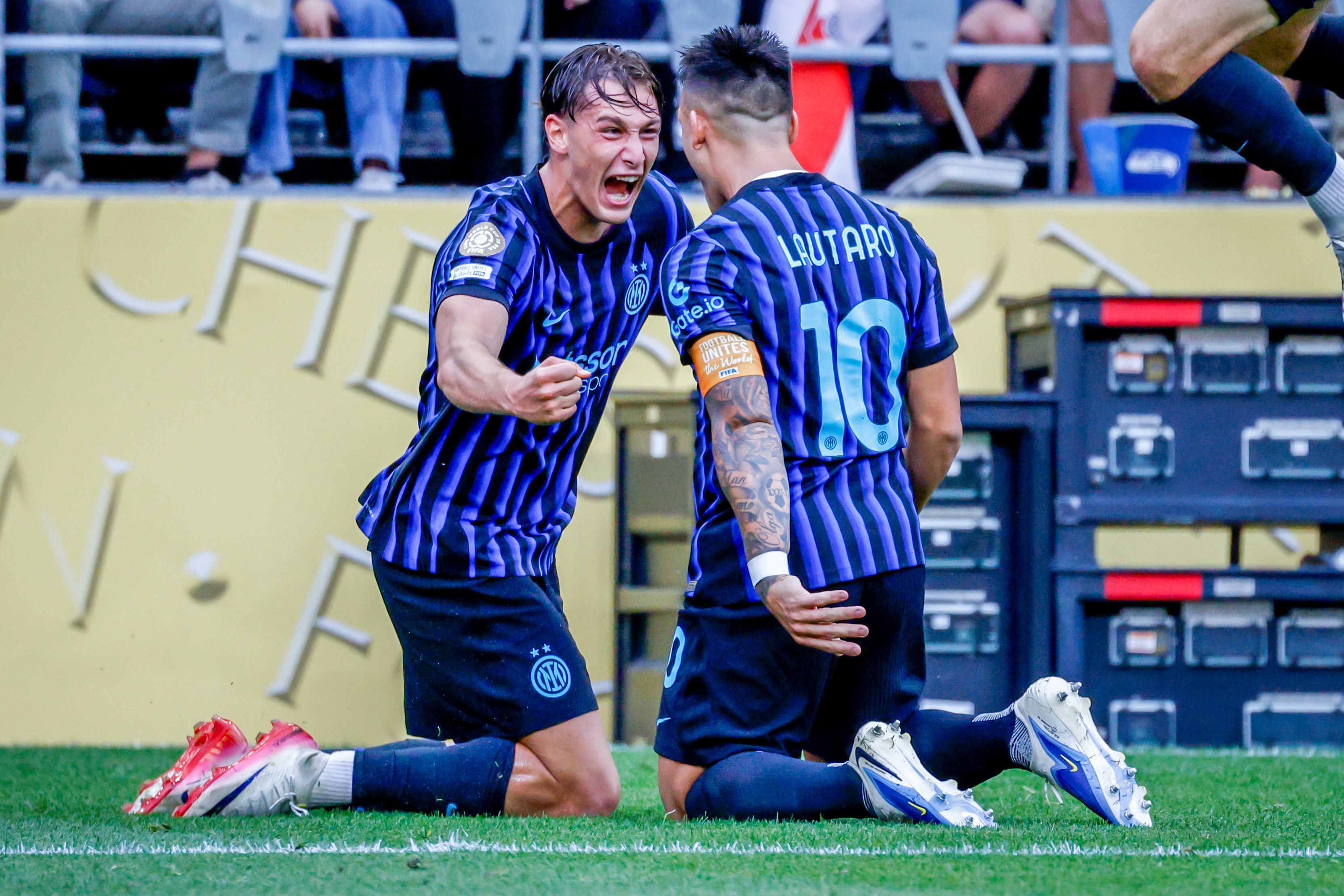 官方网站-那不勒斯瞄准国米20岁锋线新星埃斯波西托，蓝黑军团态度坚决拒绝放人