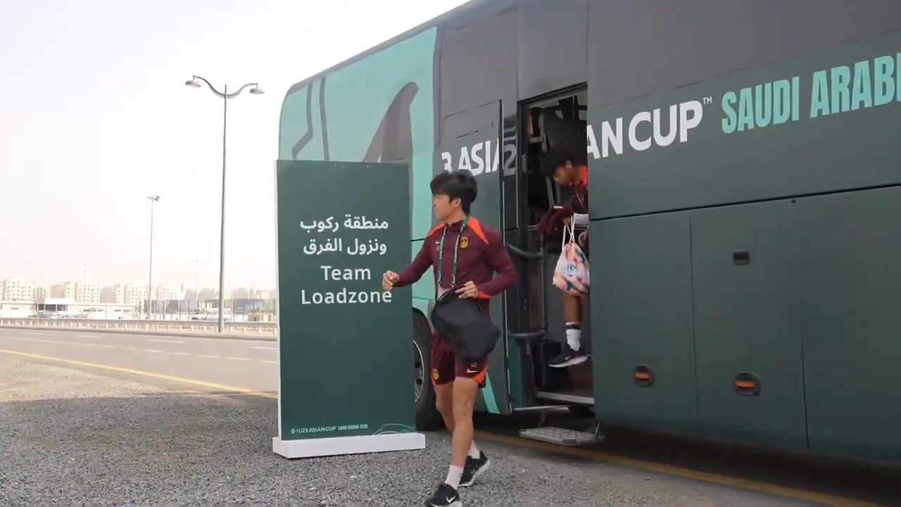 leyu体育app-李镇全：从上场第一分钟就不吝啬体能，每一分钟都把自己豁出去